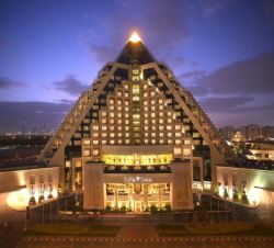 Hotels Dubai - Raffles, Dubai